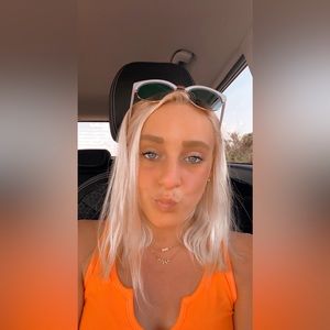 Meet your Posher, Alexa